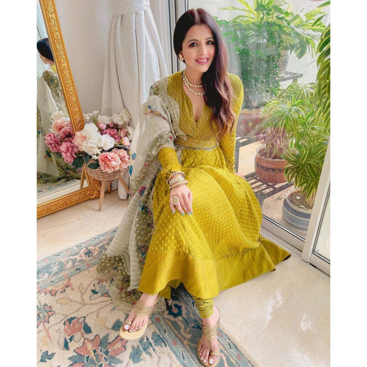 Haldi dress: 7 Captivating Haldi Dress for Bride: Embracing Tradition with  Modern Flair in 2024 - The Economic Times
