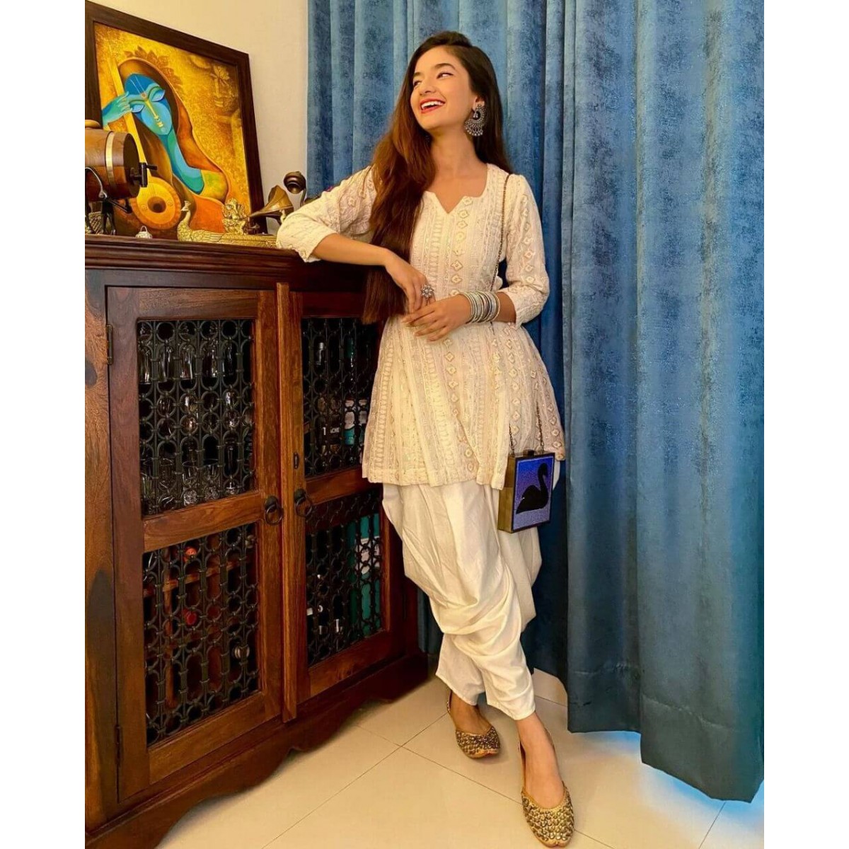 white kurti for patiala